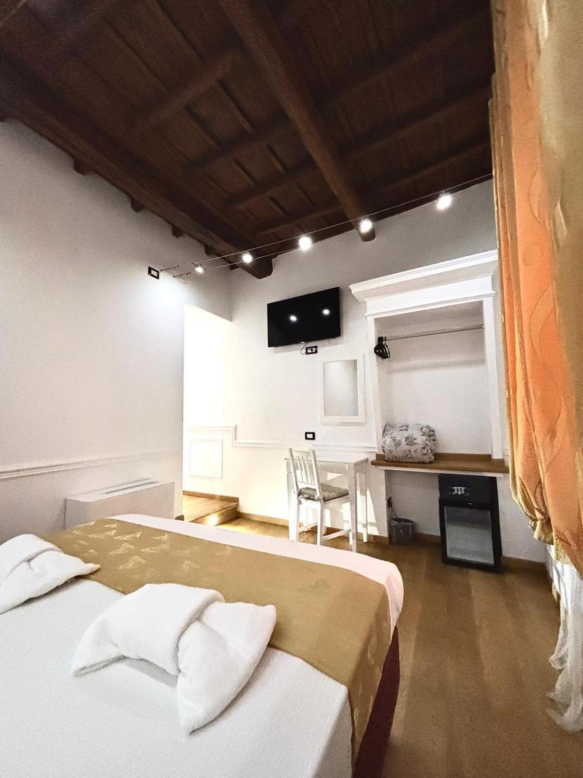 Domus Ester Rome Luaran gambar