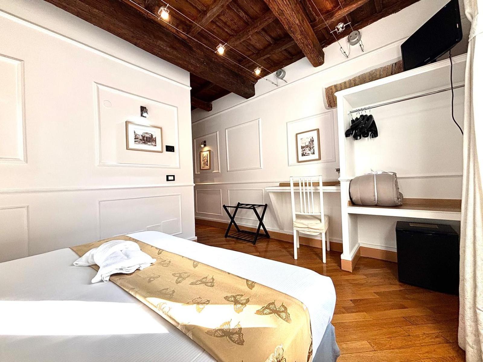 Domus Ester Rome Luaran gambar